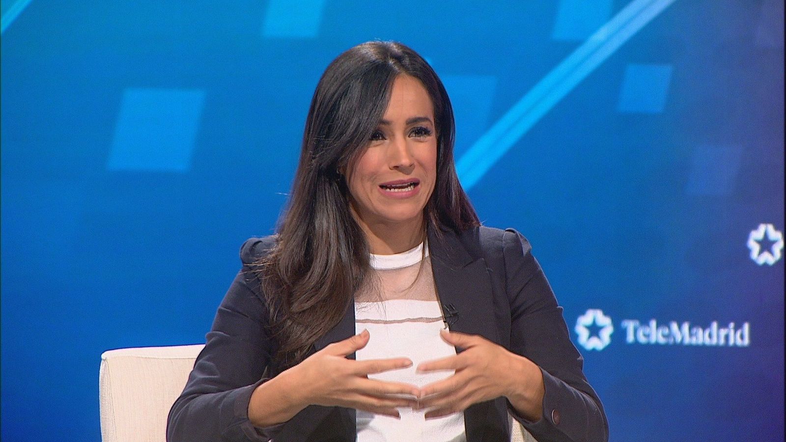"Sánchez no mira a la cara de sus adversarios porque no quiere rendir cuentas"