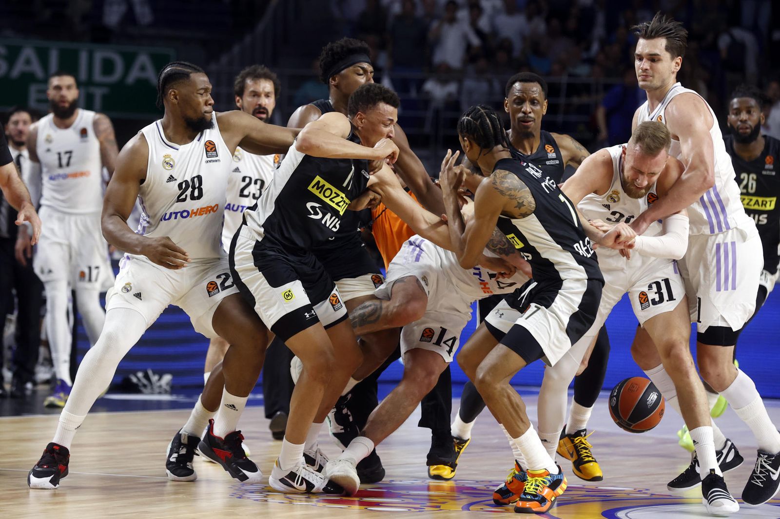 Pelea en el Real Madrid - Partizan