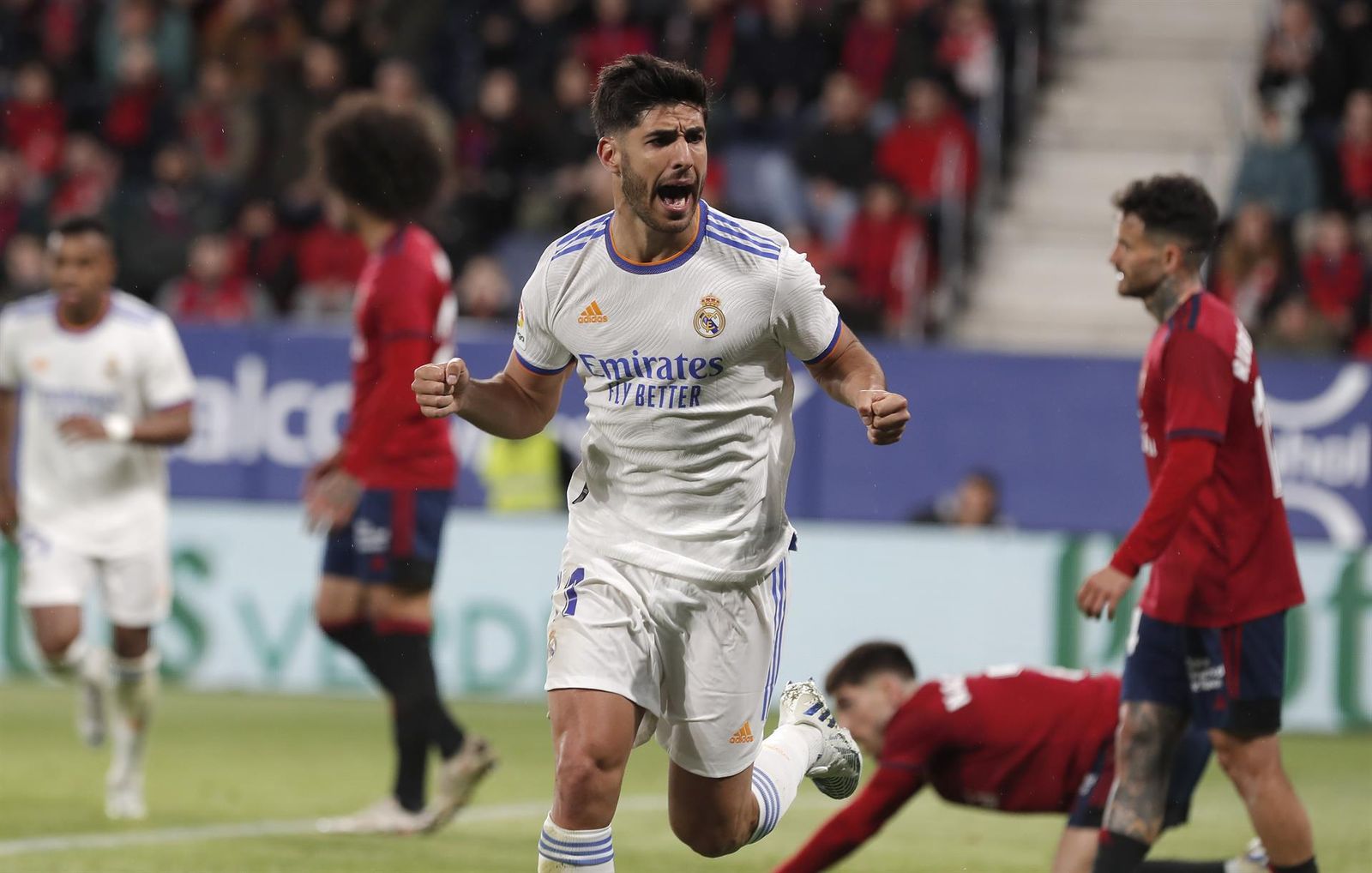 Marco Asensio celebra el gol ante Osasuna