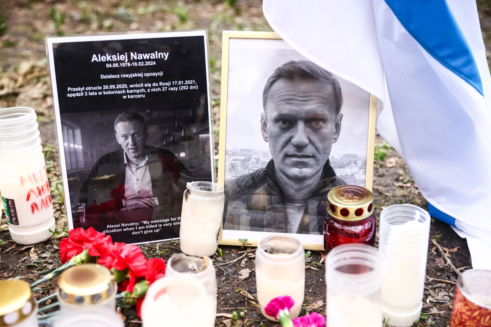 Miles de rusos acuden al funeral de Navalny
