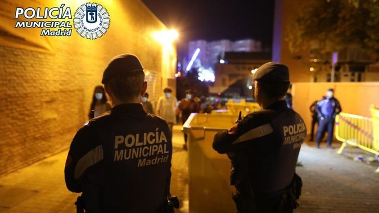 La Policía Municipal de Madrid vigila los botellones