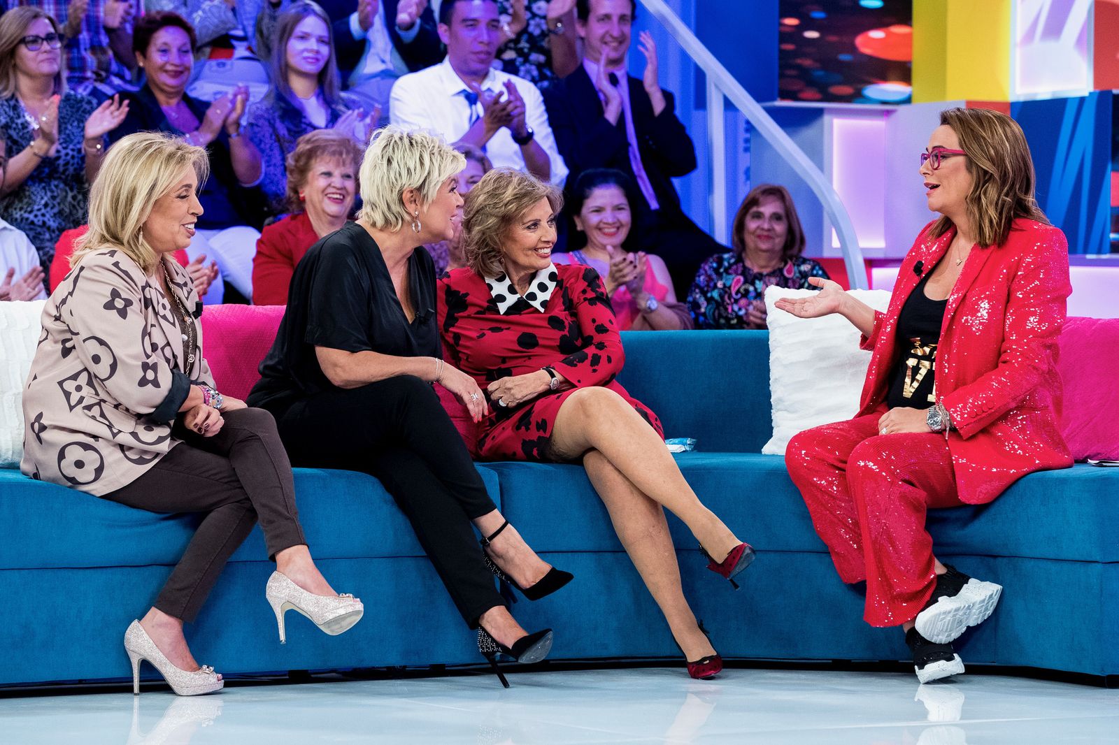 Las Campos, con Toñi Moreno, en el estreno de  'Aquellos Maravillosos Años'