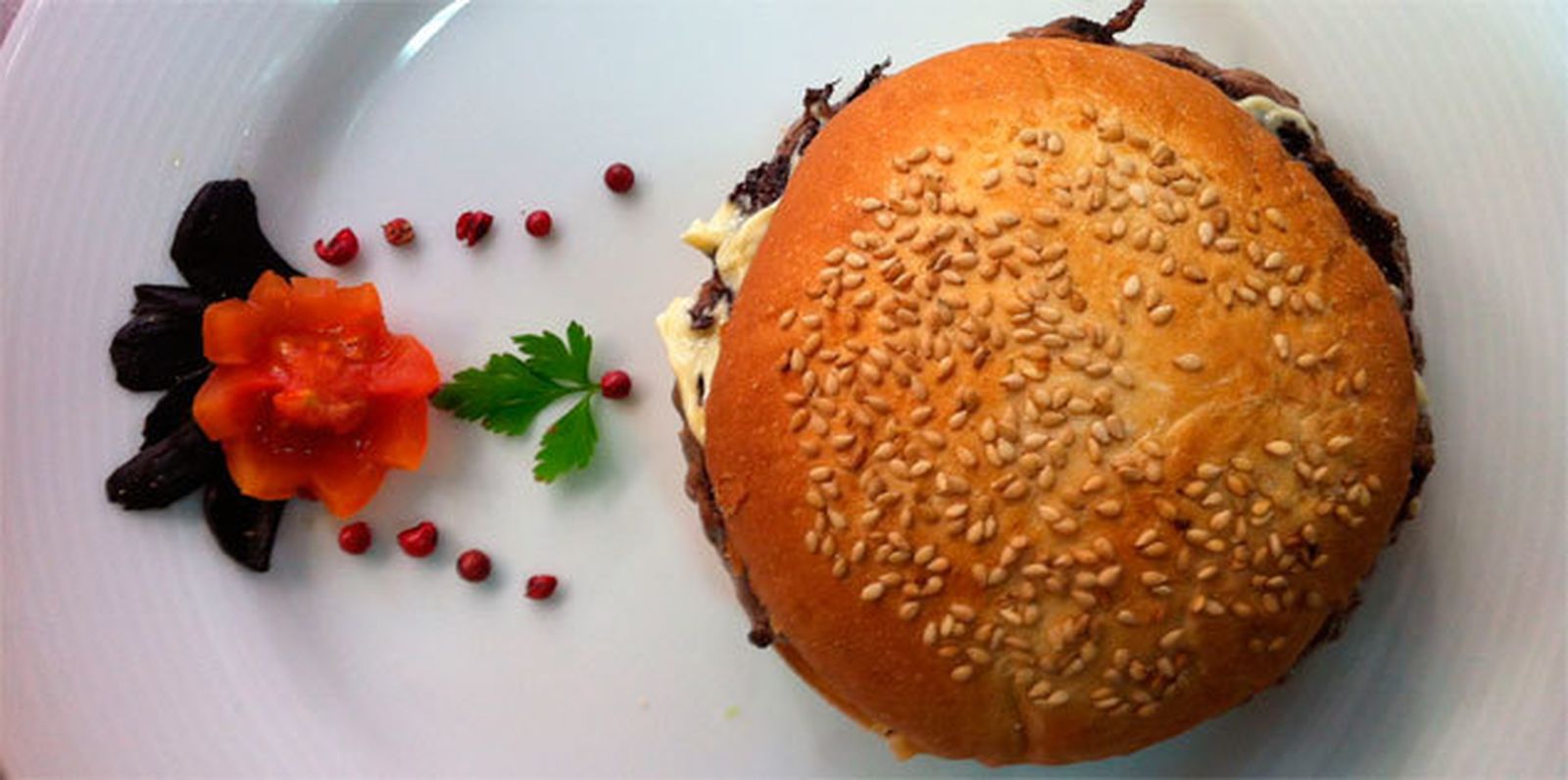 Black Garlic Kobe Burger, una de las especialidades de Pecado Carnal