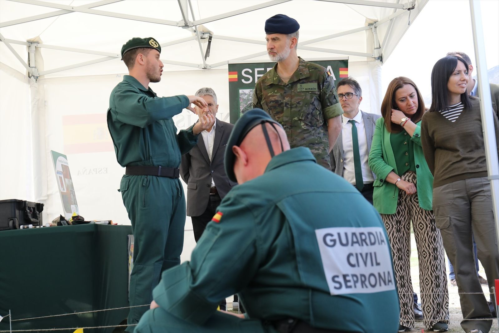 El Rey Felipe VI visita el Seprona de la Guardia Civil