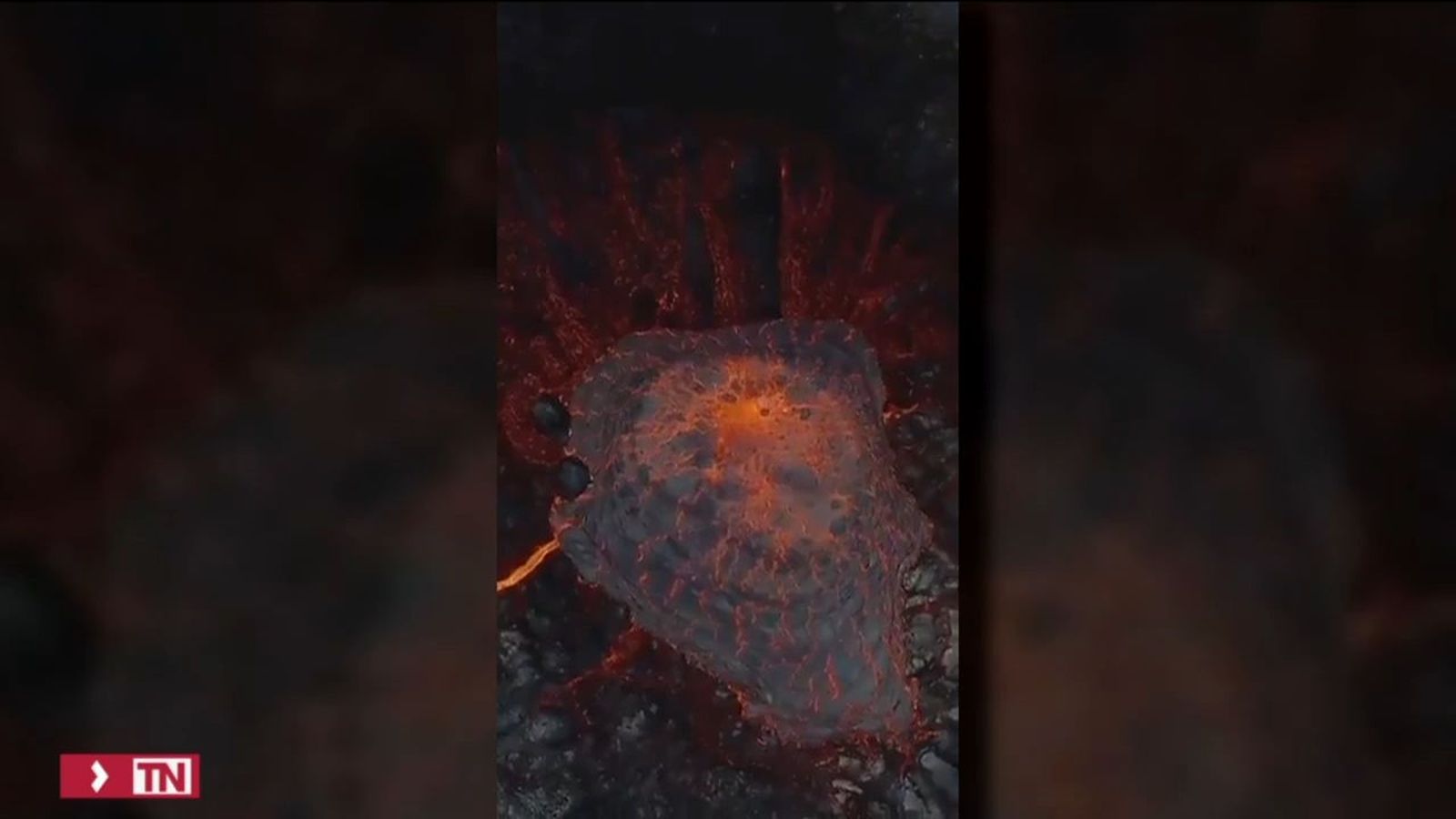 Volcán en erupción en Islandia