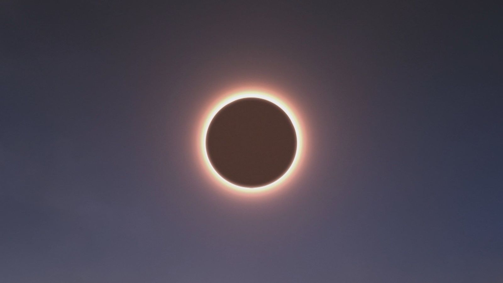 Madrid se convierte en el epicentro mundial de la retransmisión del eclipse solar desde un avión