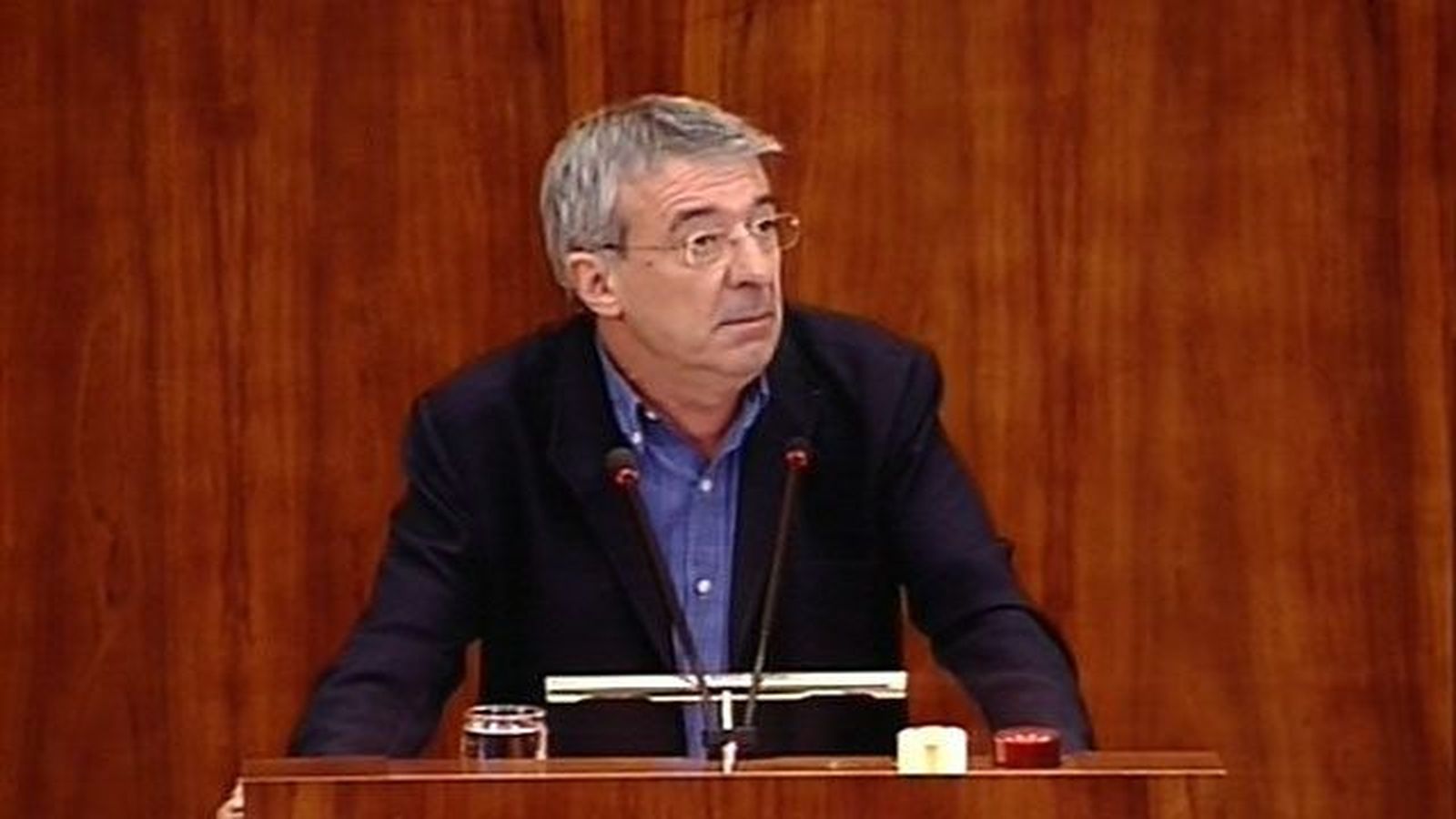 El portavoz de IU critica el "retroceso social" de los presupuestos de 2014