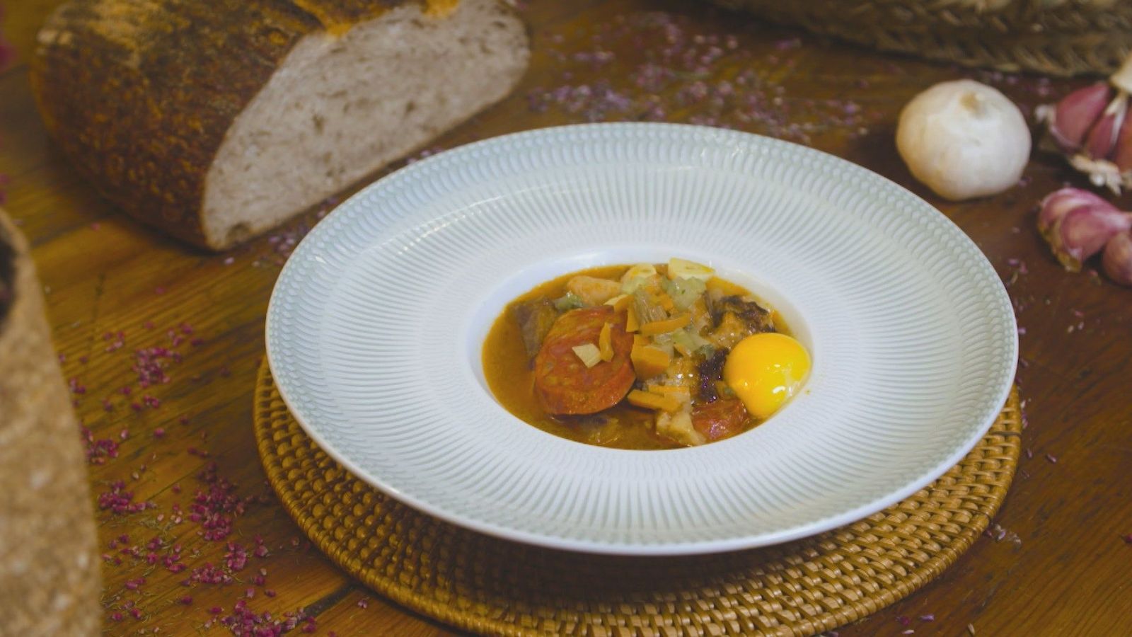 Hasta la cocina: Sopa de pan y ajo