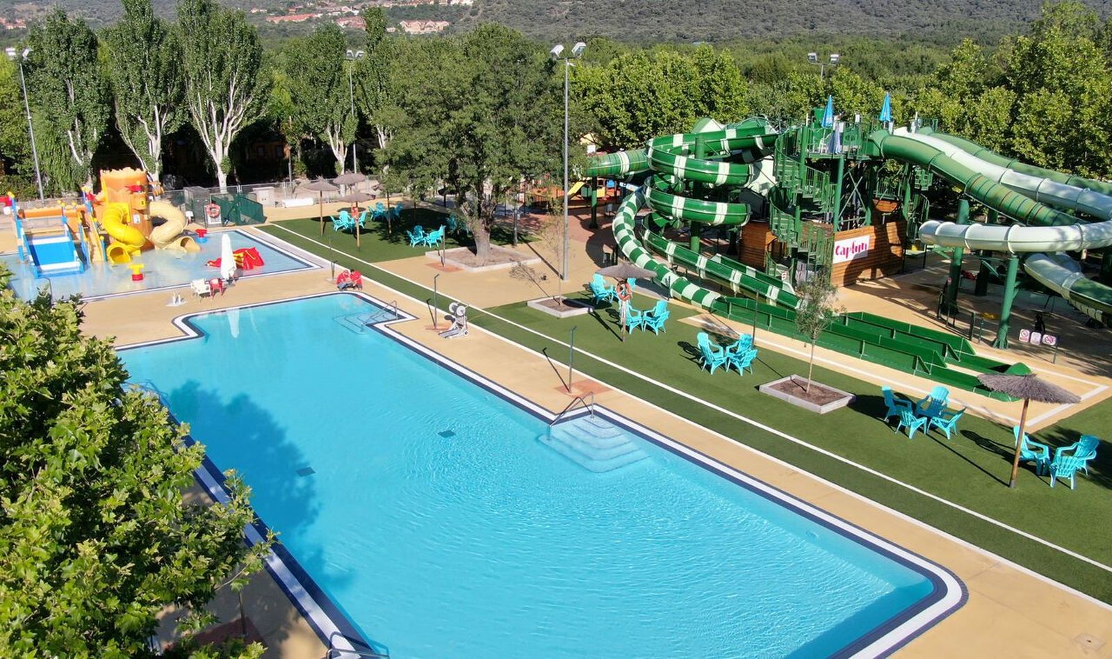 Así es el camping de El Escorial, que cuenta hasta con parque acuático