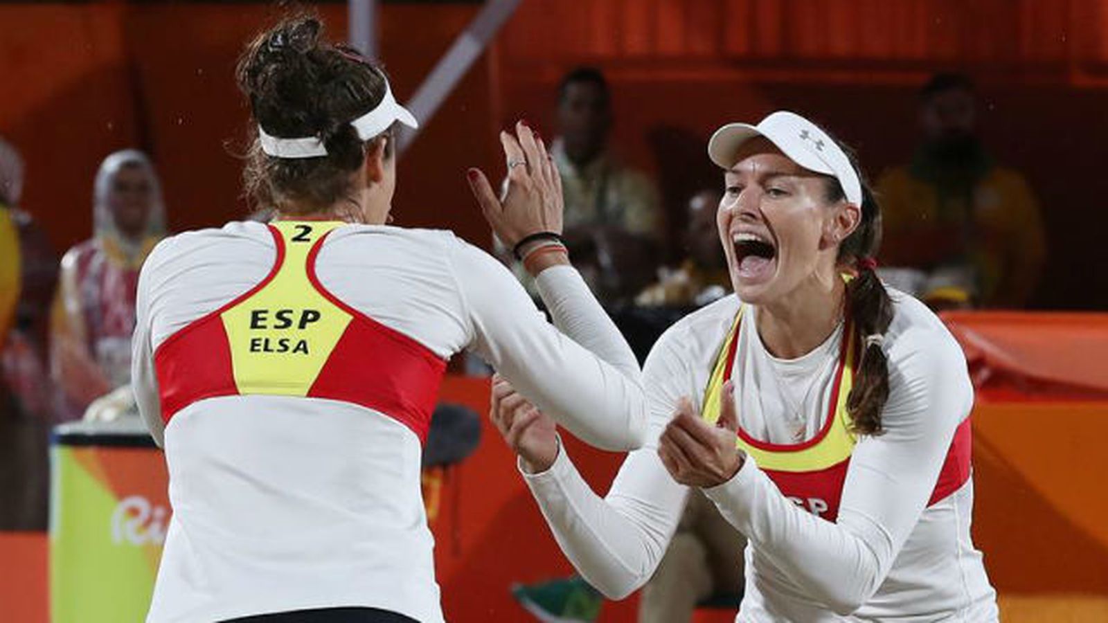 Liliana Fernandez Steiner y Elsa Baquerizo McMillan