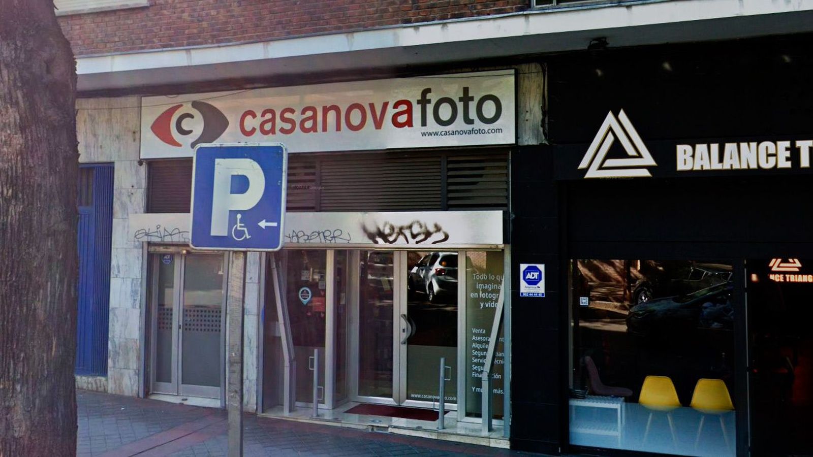 Atracan una tienda en Retiro y se llevan 15.000 euros en material fotográfico