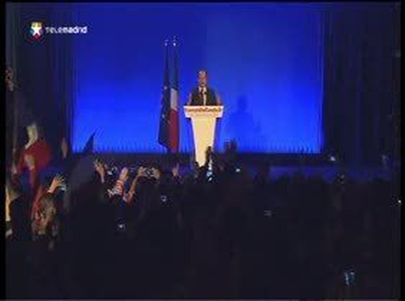 Hollande y Rajoy, "obligados" a entenderse "lo mejor posible"