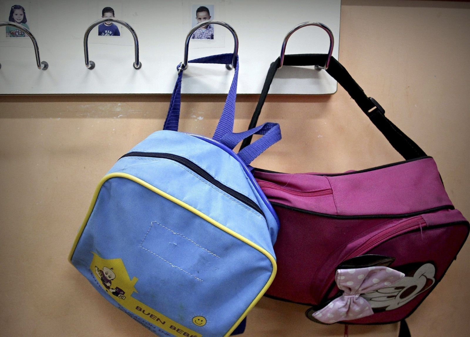 Asociaciones de padres y de enfermería piden que haya una enfermera en cada colegio