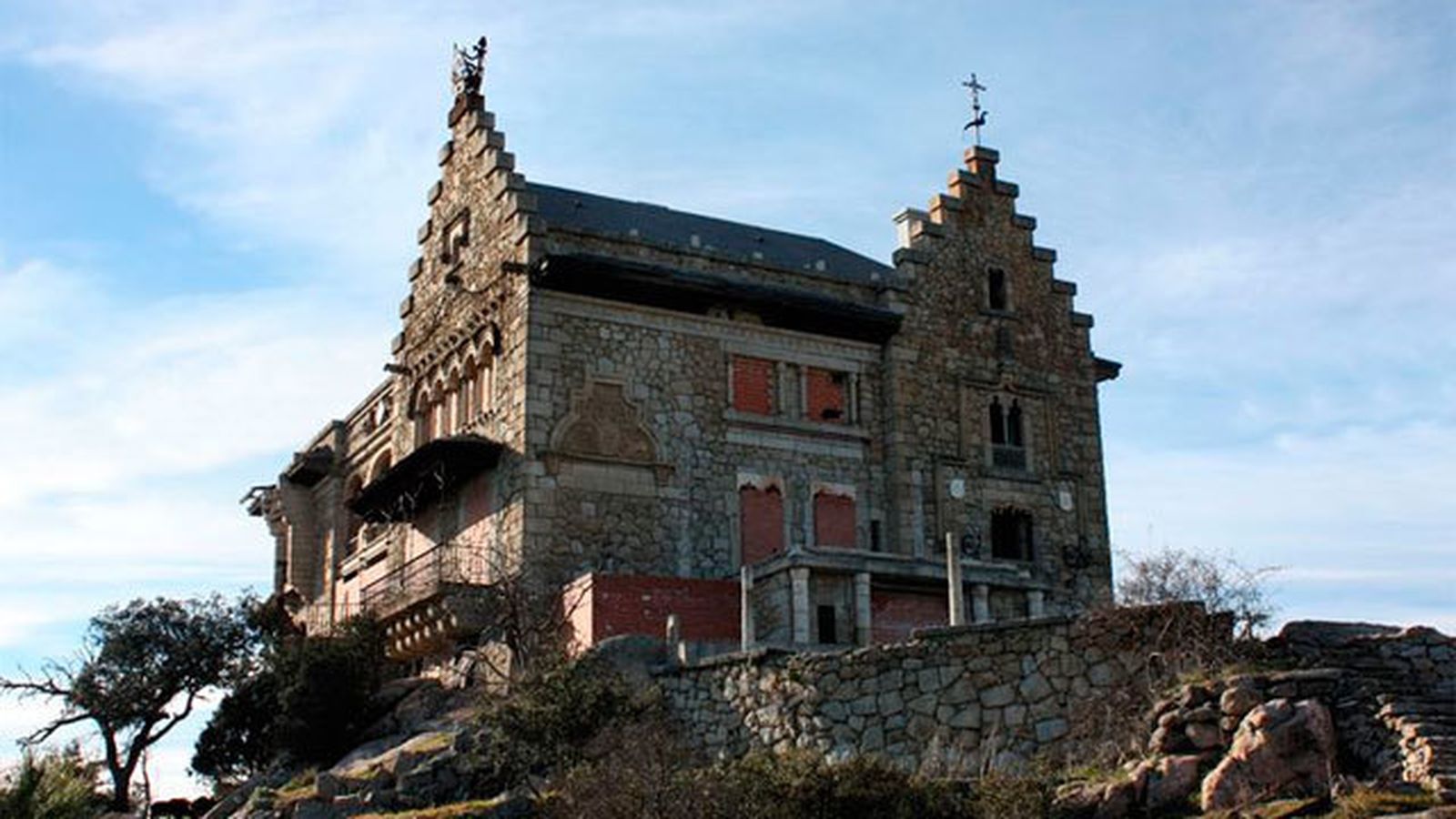 Palacio del Canto del Pico