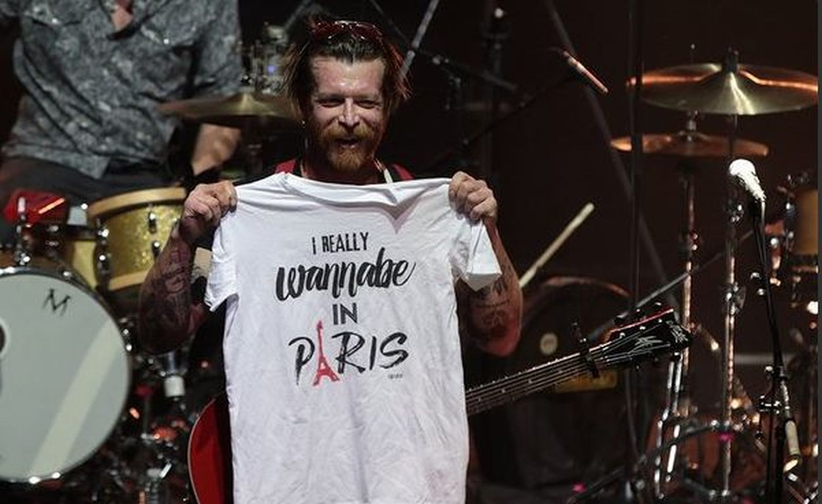 Eagles of Death Metal actúa en París tres meses después de los atentados