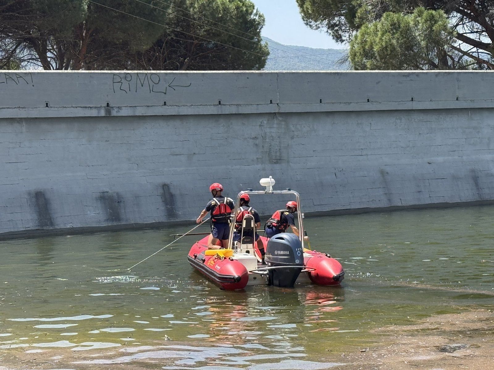 Hallan ahogado en el pantano de San Juan a un joven de 24 años al que se buscaba desde el sábado