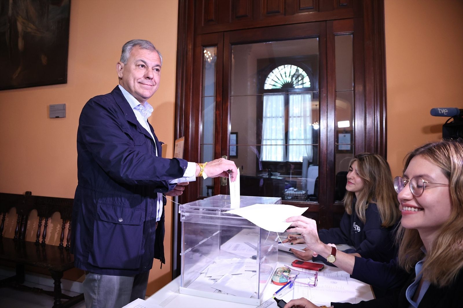 El PP gana en Sevilla capital con 14 ediles y José Luis Sanz podrá gobernar en solitario