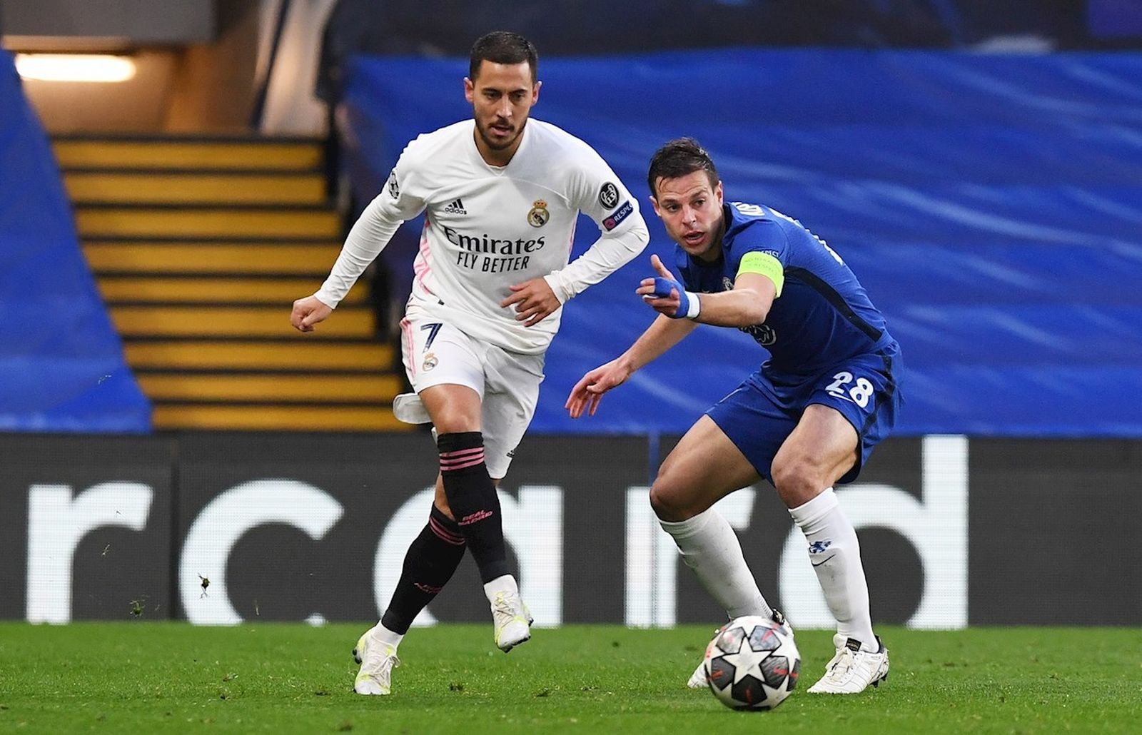 Eden Hazard ante el Chelsea
