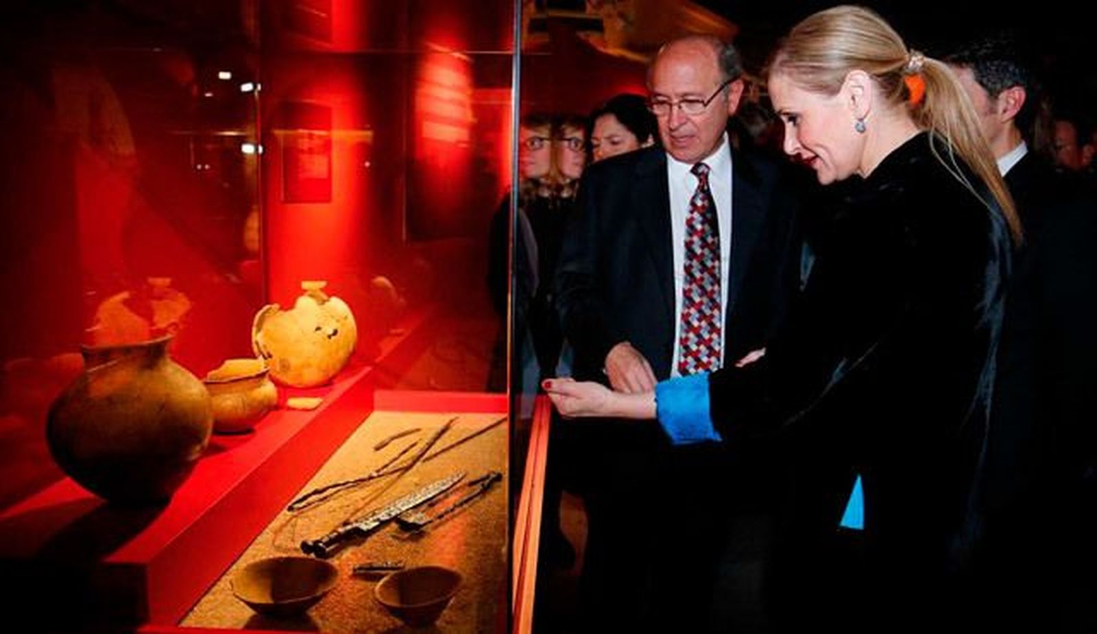 El Museo Arqueológico Regional acoge una exposición sobre los Espiciones