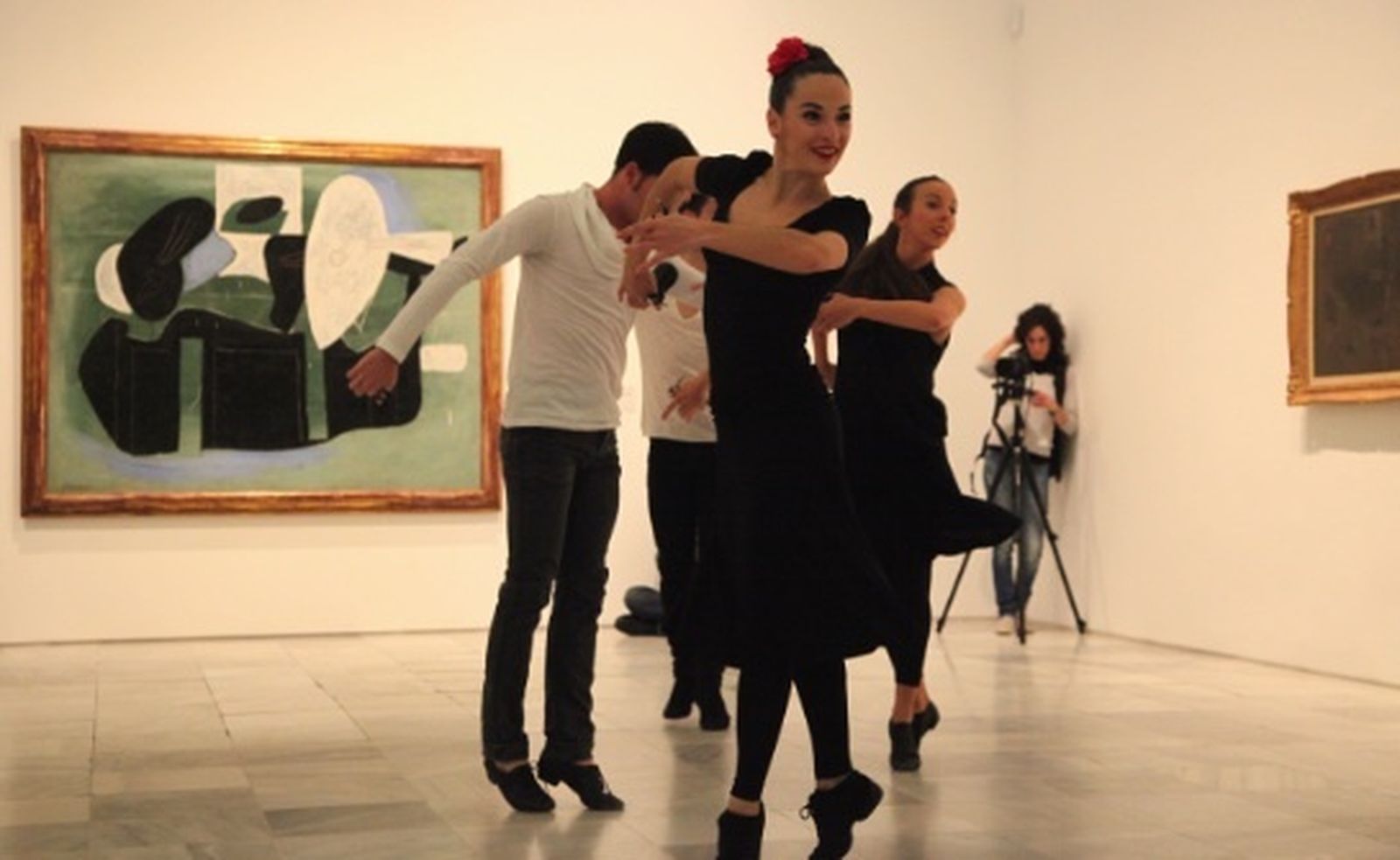 BAILE300_RSOFIA