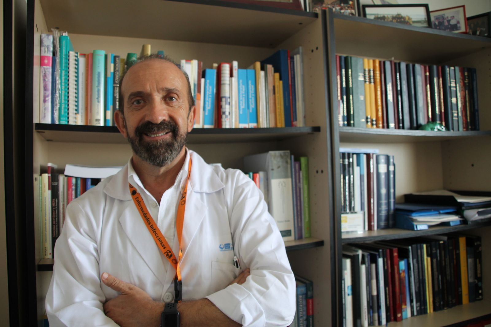 Doctor Santiago Moreno, jefe de servicio de Enfermedades Infecciosas del Hospital Ramón y Cajal
