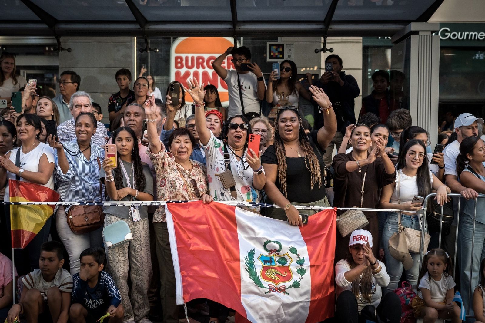 FOTOGALERÍA: Cabalgata de la Hispanidad 2025 en Gran Vía