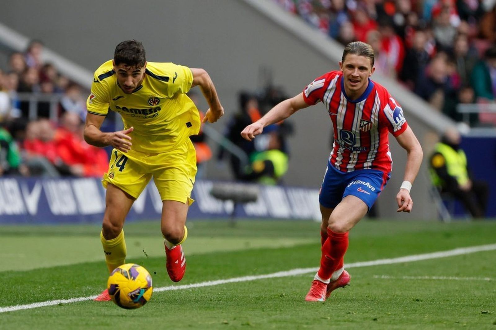 Gallagher ante el Villarreal