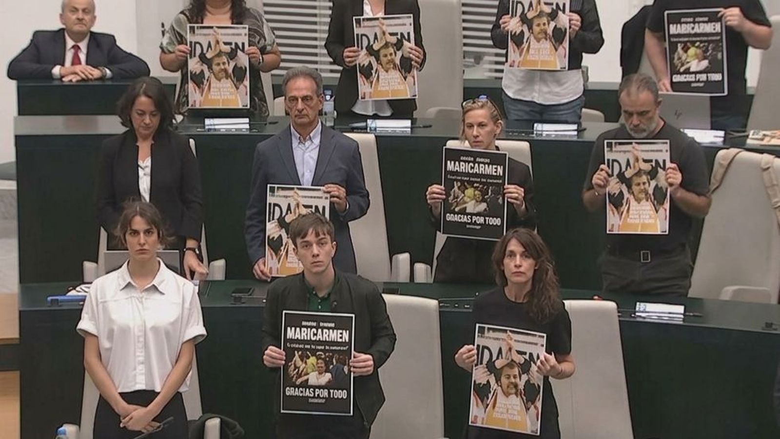Broncas en los plenos de Cibeles y Vallecas a cuenta del impacto de la muerte de Maricarmen