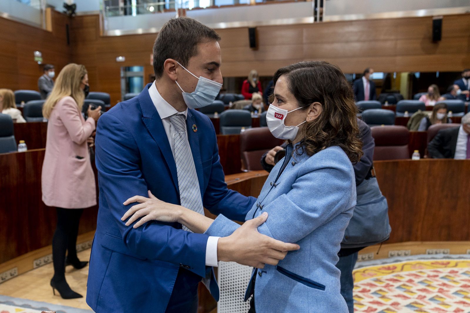 Ayuso no ve "un solo motivo" para pactar los presupuestos con el PSOE de Juan Lobato