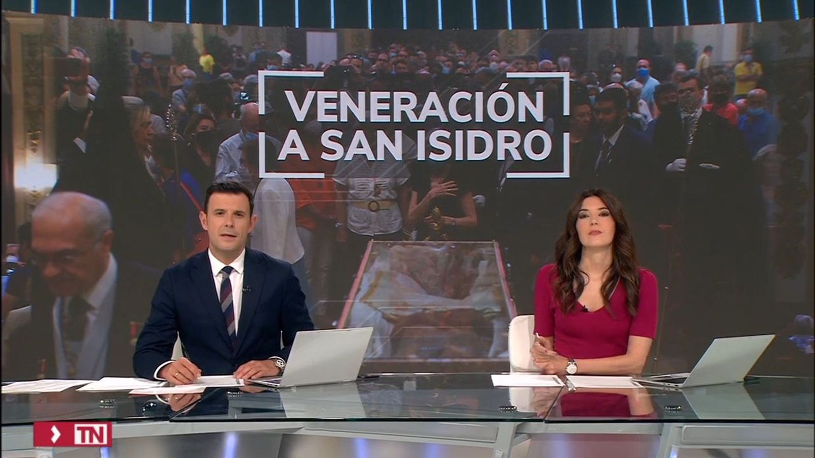 Continuo ir y venir de madrileños para venerar a su patrón