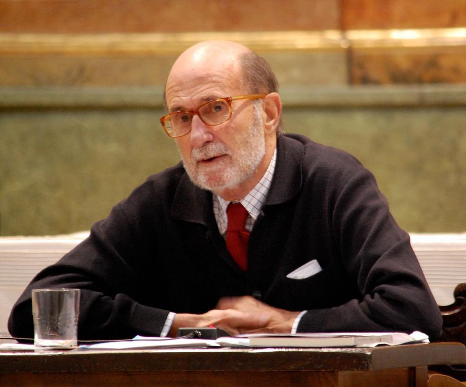 El Ayuntamiento decreta tres días de luto oficial por la muerte de Arsenio Lope, alcalde entre 1983 y 1987A