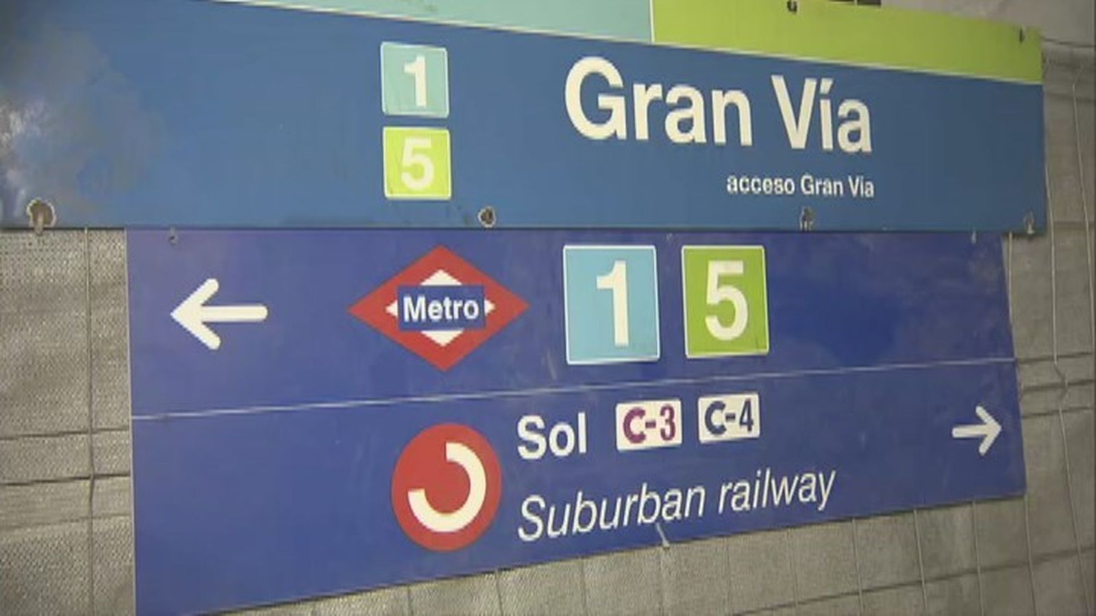 Letrero de la estación de Metro de Gran Vía