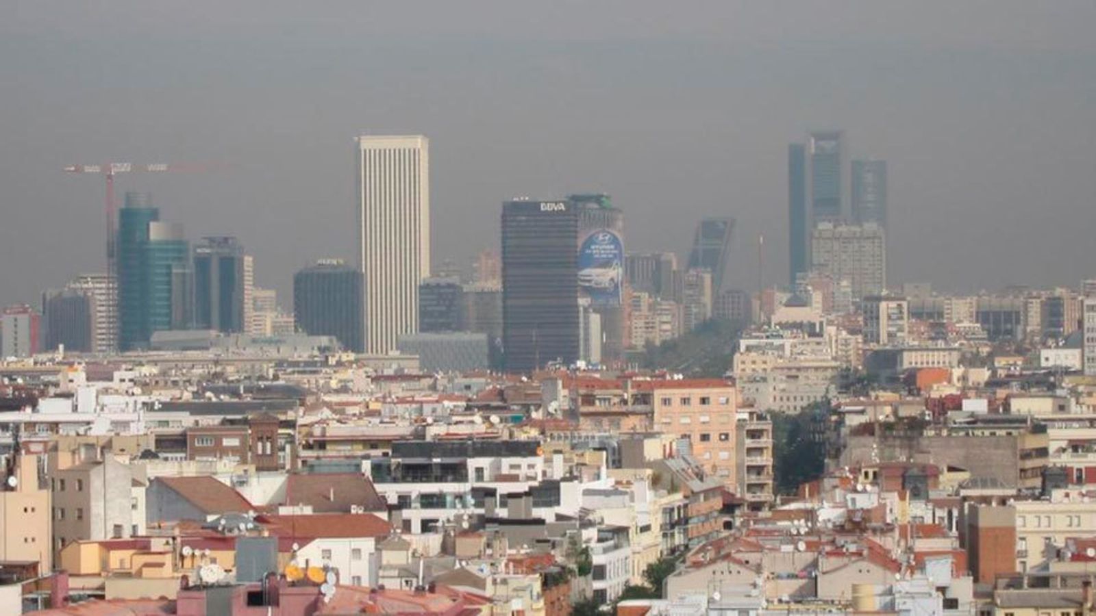 Vista de la 'boina' de contaminación en Madrid