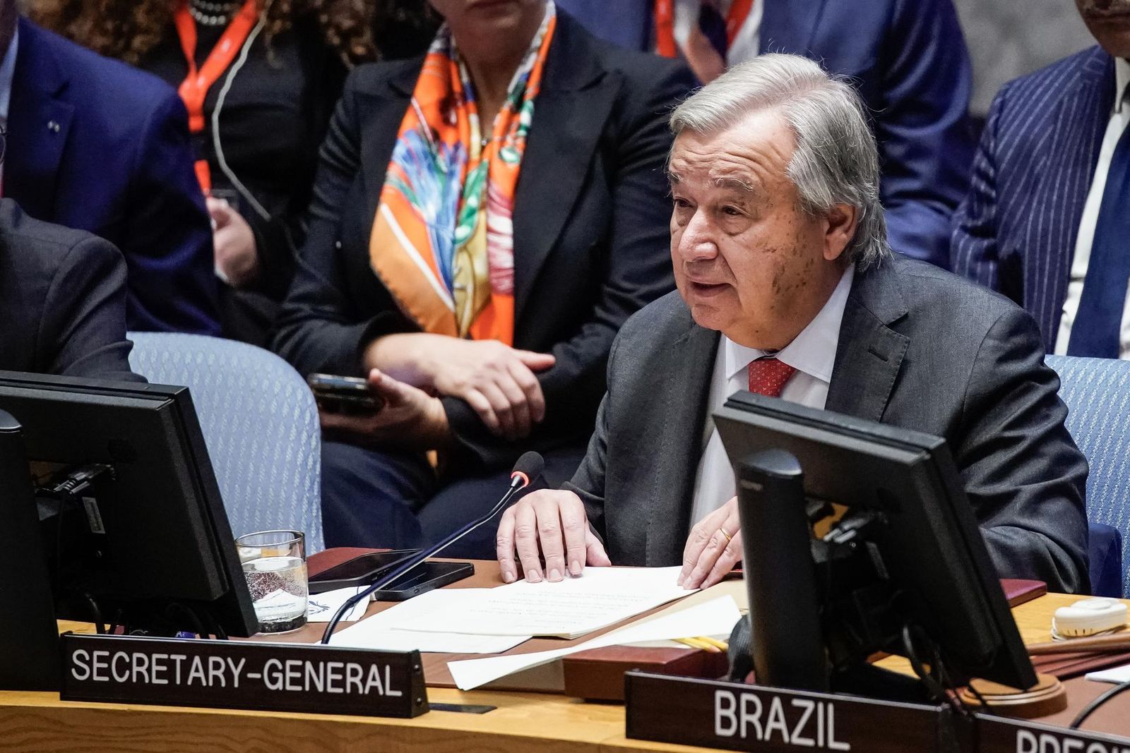 Israel se enfada con Gutierres