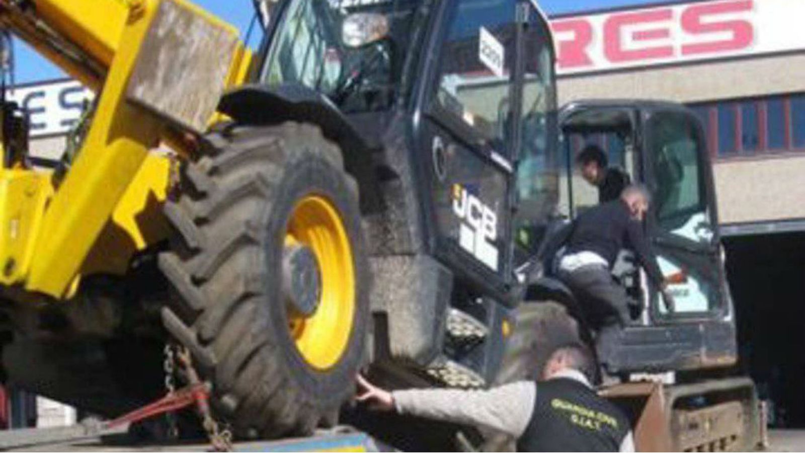 Tractor