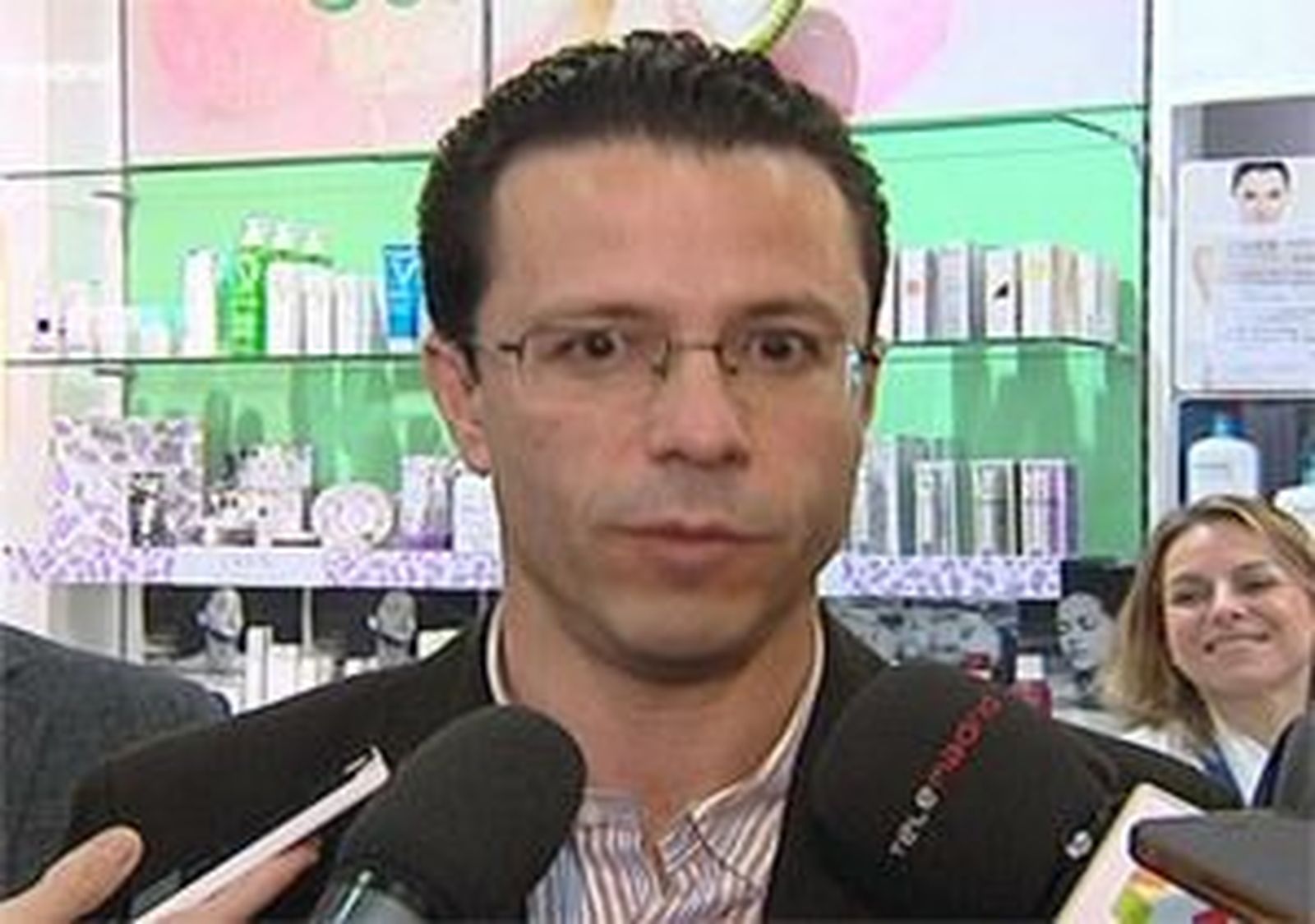 Lasquetty critica la "chulería" de Gómez tras la decisión del TSJM