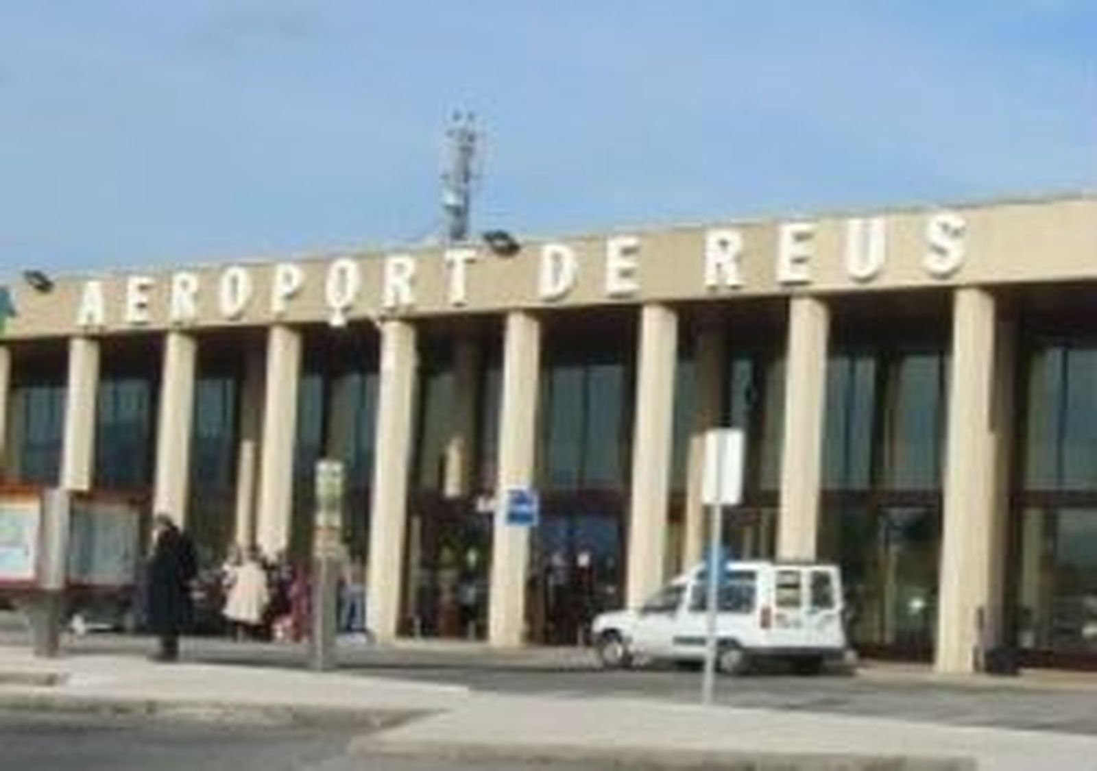 AEROPUERTOS_2011116V0.wmv