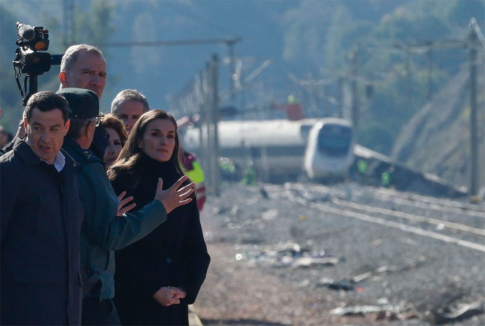 Los Reyes muestran su solidaridad a familiares de las víctimas del siniestro de Adamuz