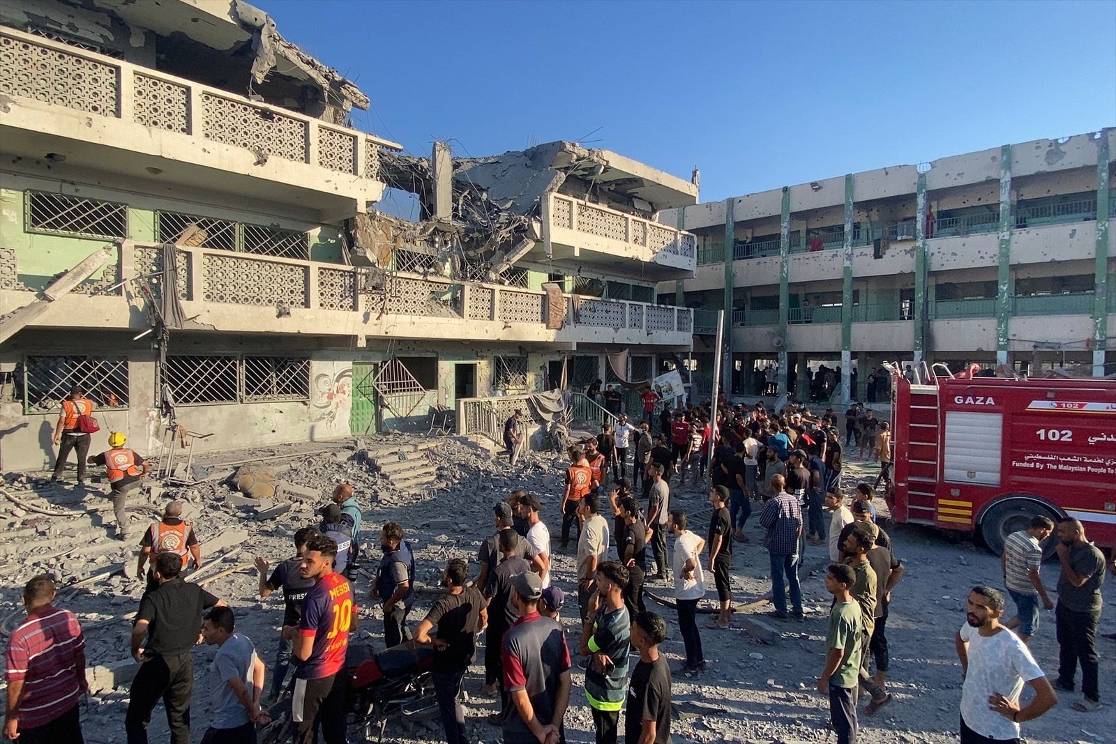 Ataques contra dos escuelas en Ciudad de Gaza