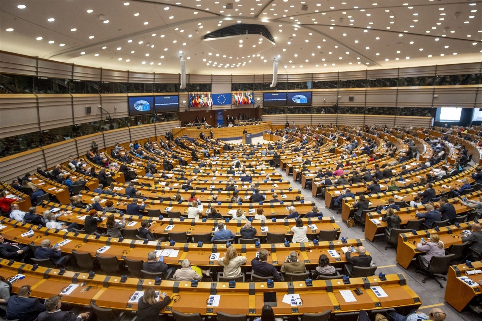 La Policía belga registra varias oficinas de parlamentarios europeos socialistas