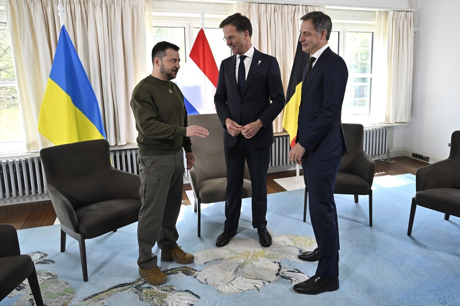 Zelenski viaja a Dinamarca tras acuerdo sobre los F-16 en Países Bajos
