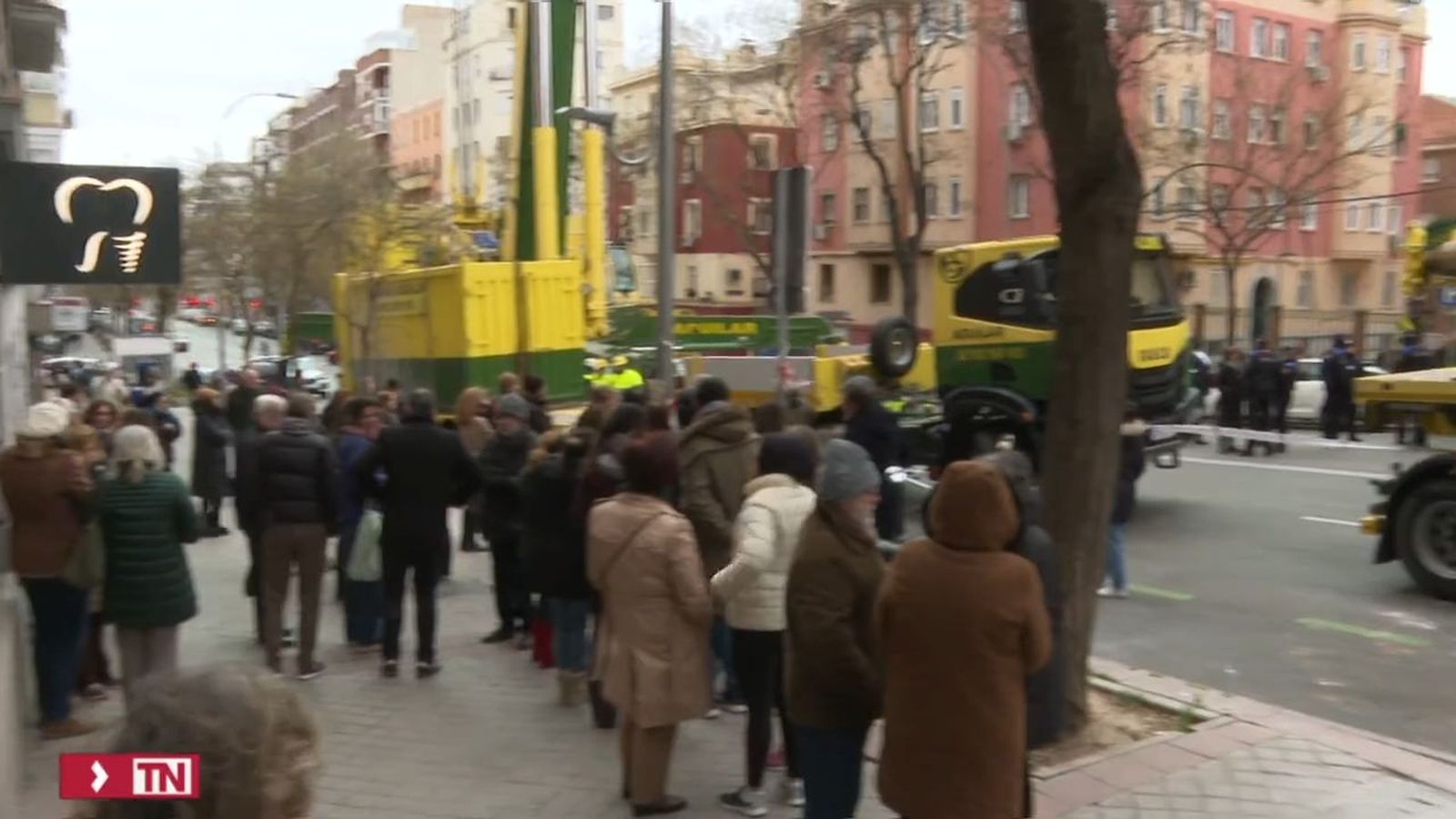 Grúa polémica en Cavanilles, Retiro