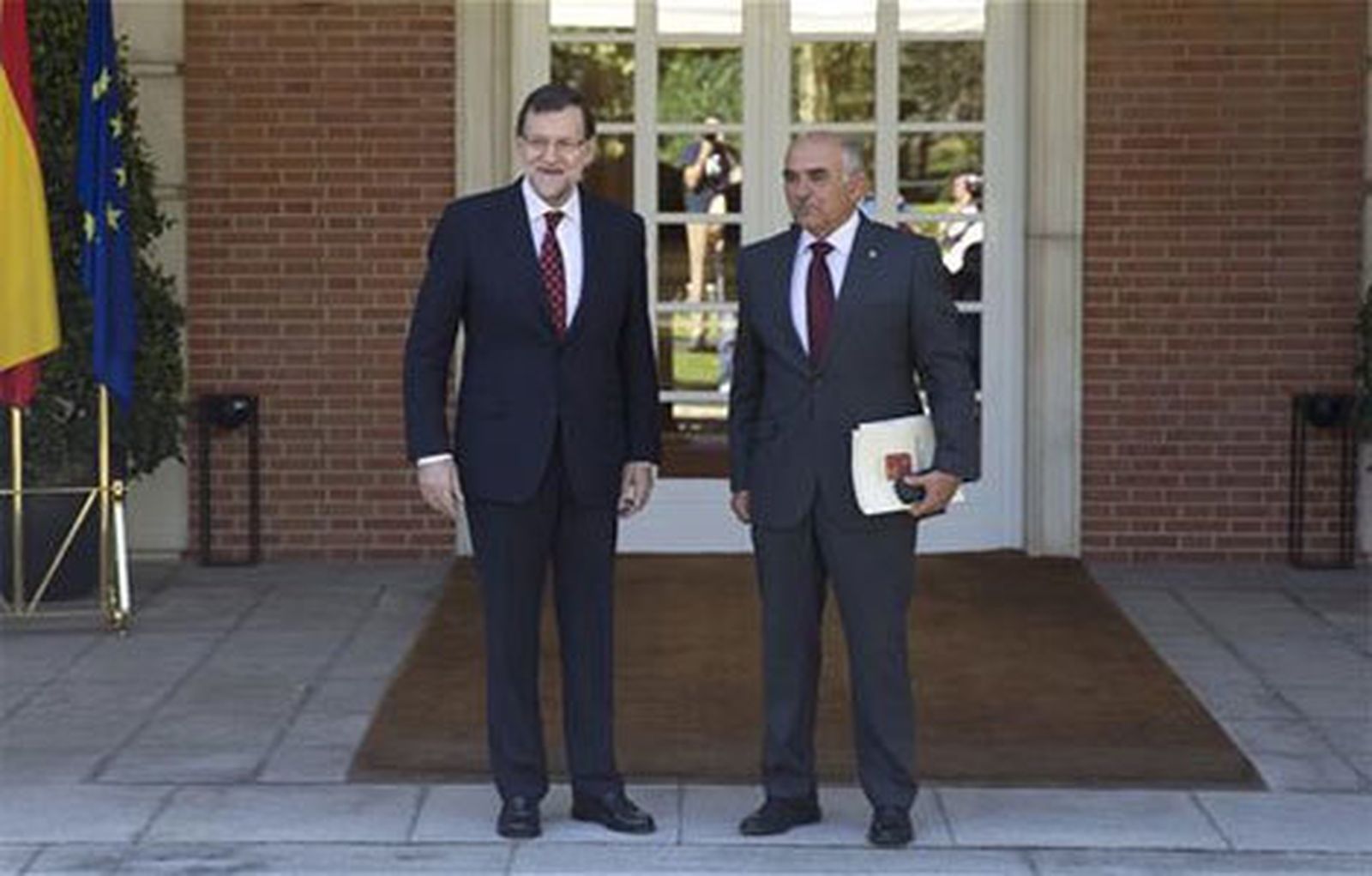 Mariano Rajoy recibe al presidente de Murcia, Alberto Garre