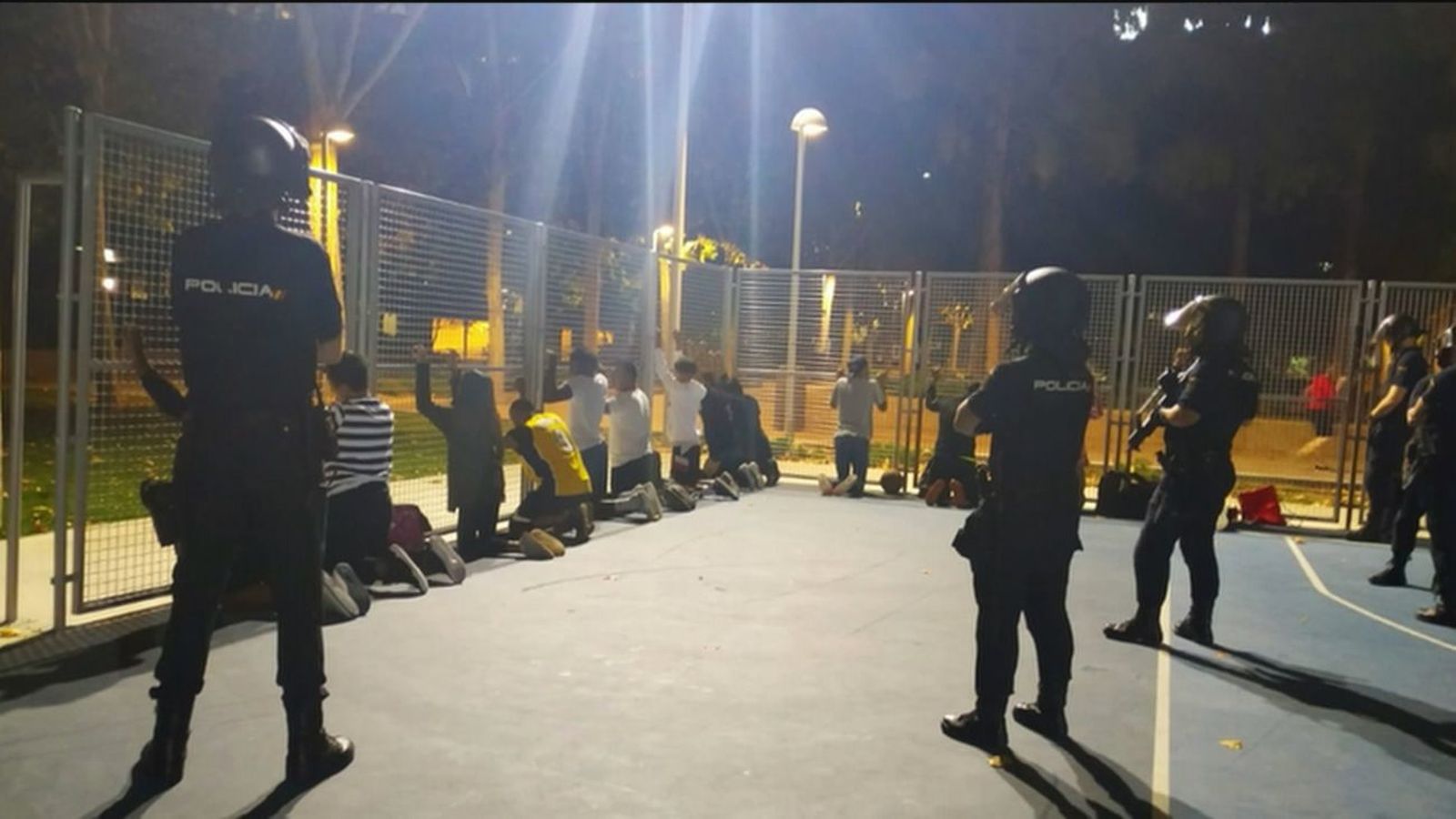Intervención de la Policía nacional en una instalación deportiva