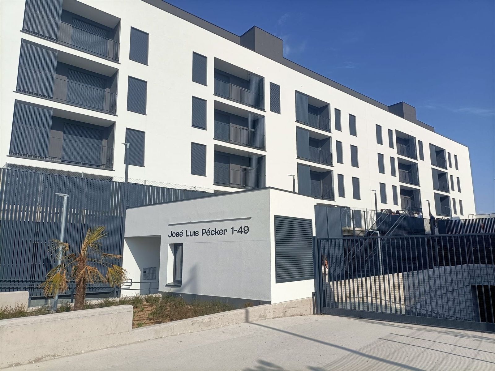 La Comunidad de Madrid entrega otras 441 viviendas del Plan Vive con alquiler asequible en Valdebebas