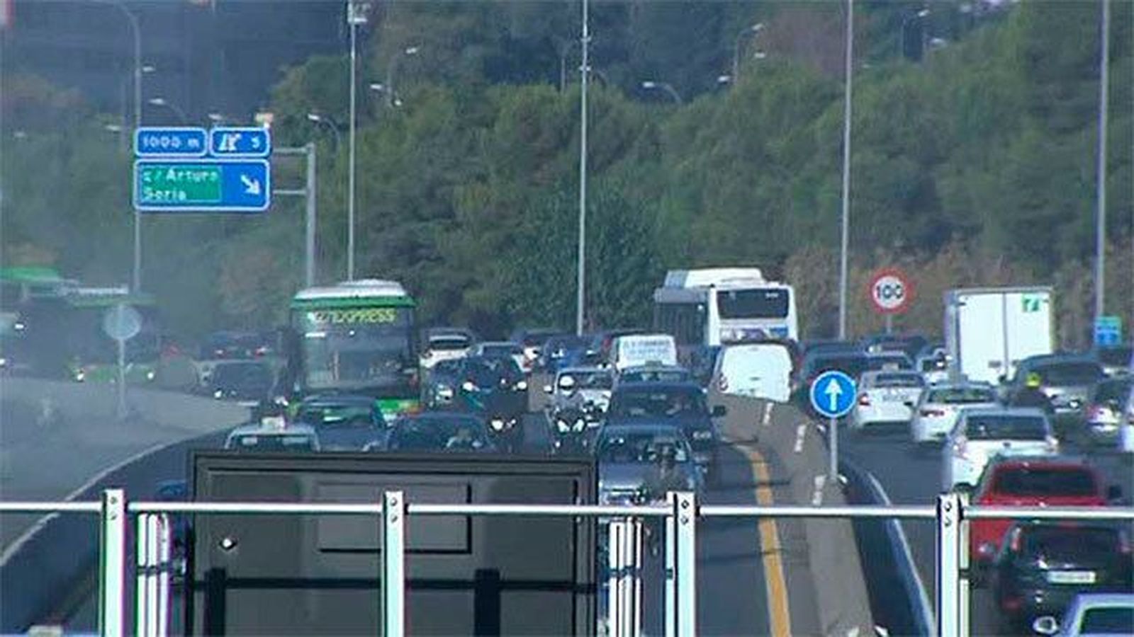 Itinerarios alternativos en la A-2 por  las obras de los accesos a la nueva sede del Banco Popular