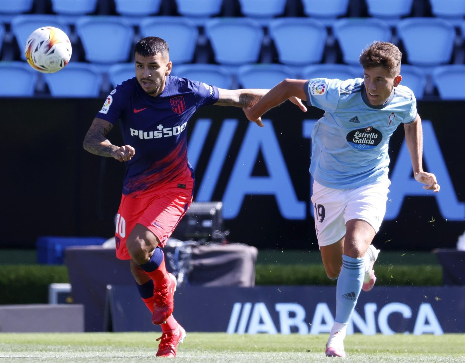Ángel Correa ante el Celta