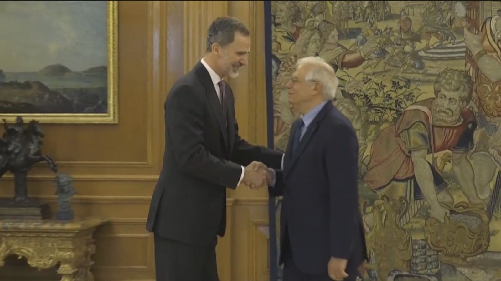 Felipe VI recibe en La Zarzuela a Josep Borrell