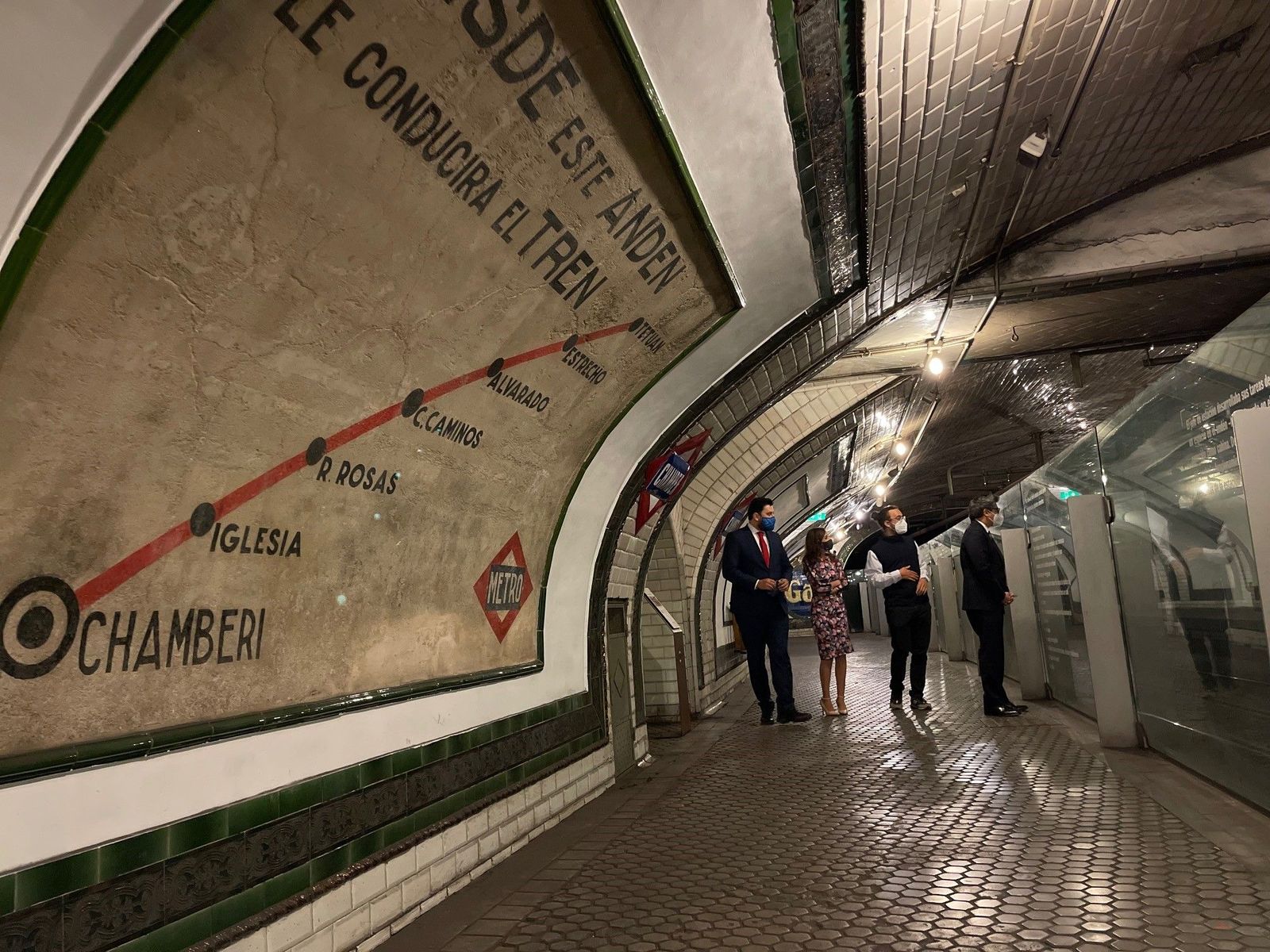 Un pasaporte (no Covid) para poder viajar por la historia del Metro de Madrid