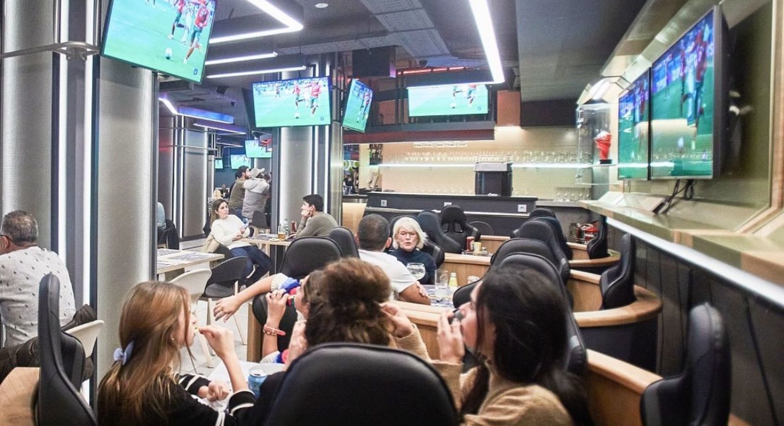 Bares con ambiente futbolero en Madrid